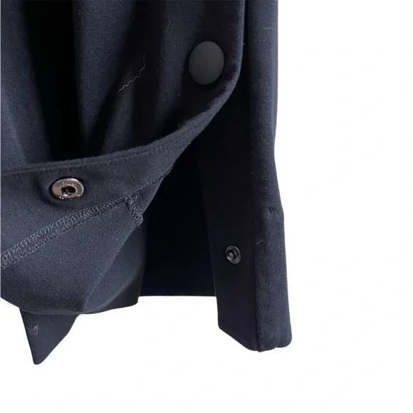 CAbi Black Cropped Pants - Picture 4 of 10